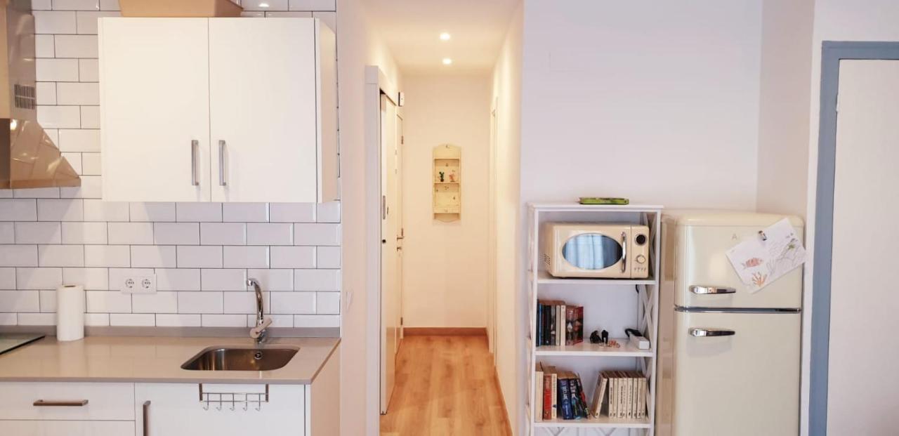 Apartamento Acogedor A 3 Minutos De La Playa Apartment Blanes Bagian luar foto